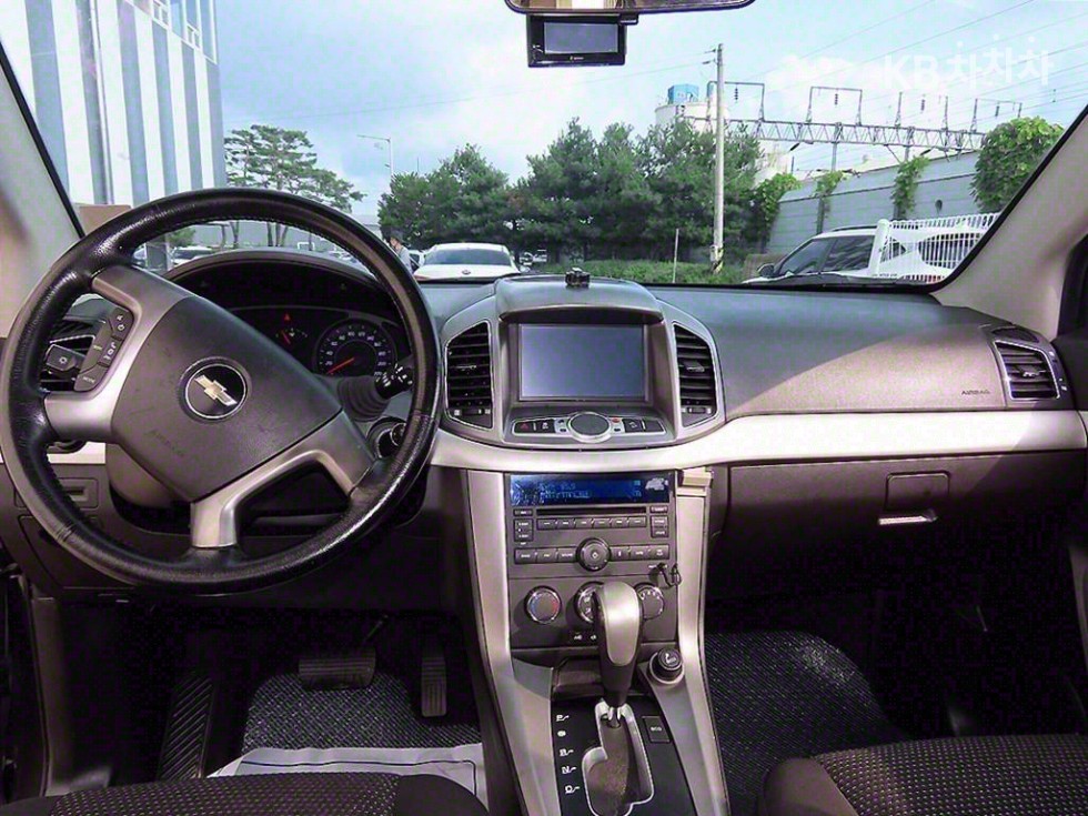 Chevrolet Captiva — miniaturë 7