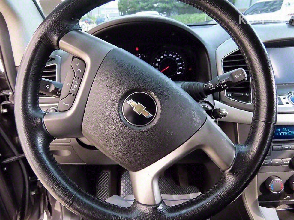 Chevrolet Captiva — miniaturë 8