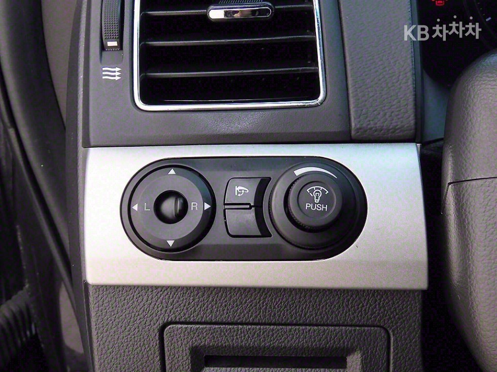 Chevrolet Captiva — miniaturë 12
