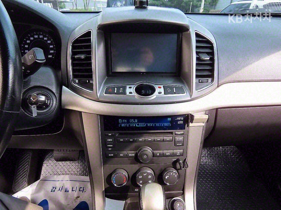 Chevrolet Captiva — miniaturë 13