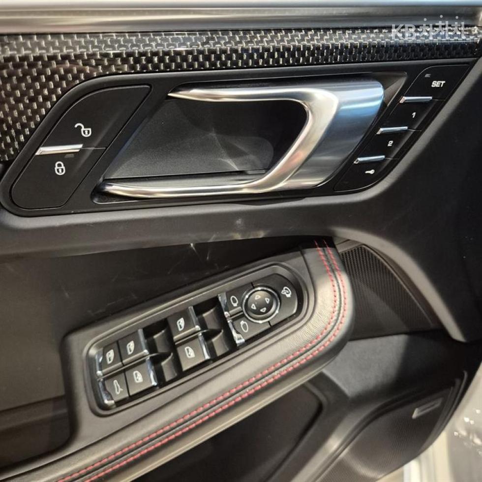 Porsche Macan — miniaturë 10