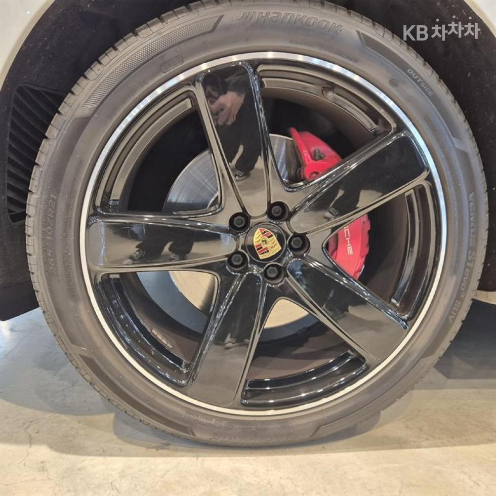 Porsche Macan — miniaturë 17