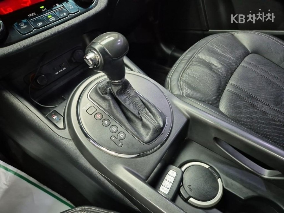 Kia Sportage — miniaturë 8