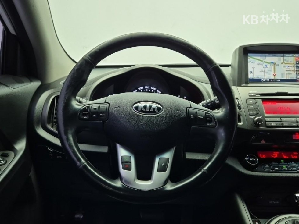 Kia Sportage — miniaturë 9