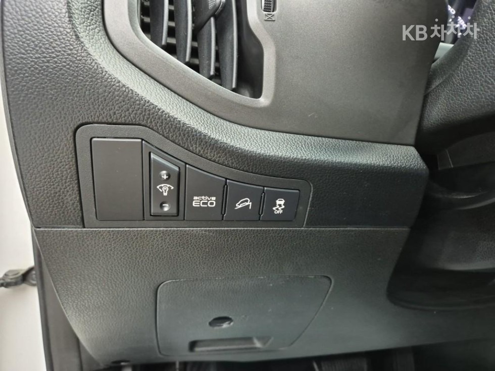 Kia Sportage — miniaturë 17