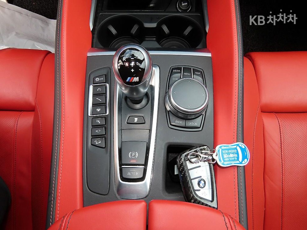 BMW 1M — miniaturë 11