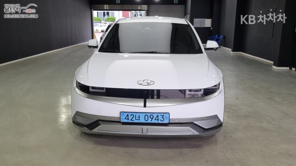 Hyundai IONIQ 5 — miniaturë 3