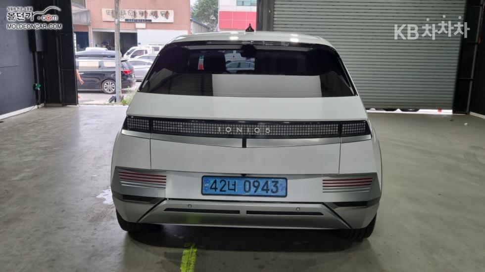 Hyundai IONIQ 5 — miniaturë 4