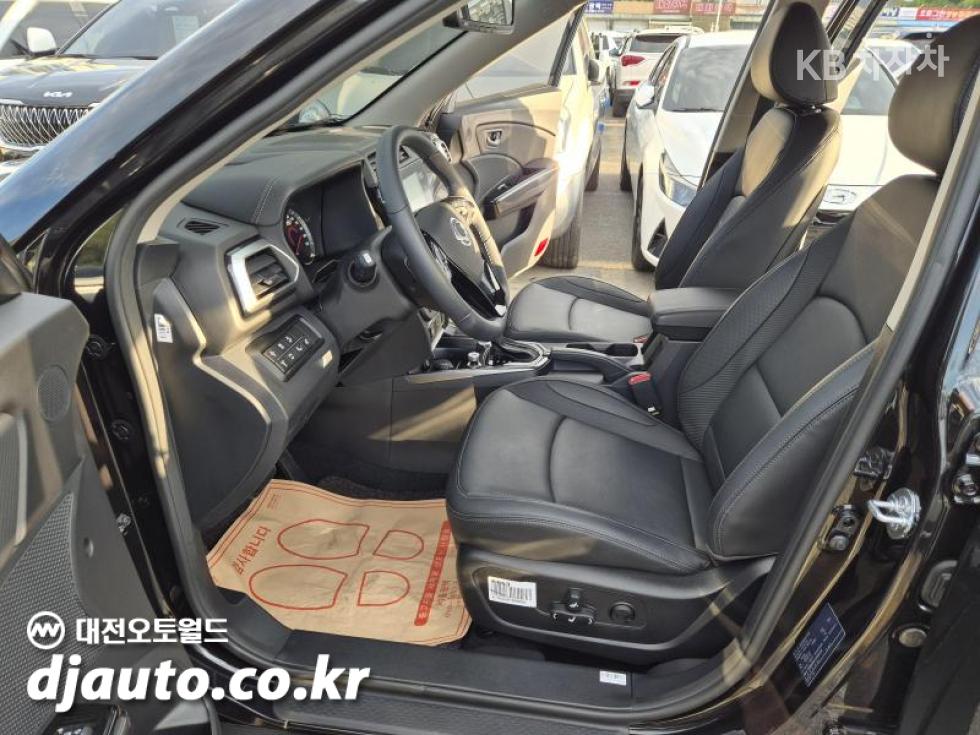 SsangYong Tivoli — miniaturë 12