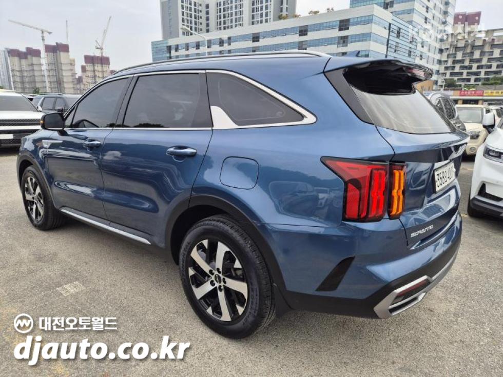 Kia Sorento — miniaturë 4