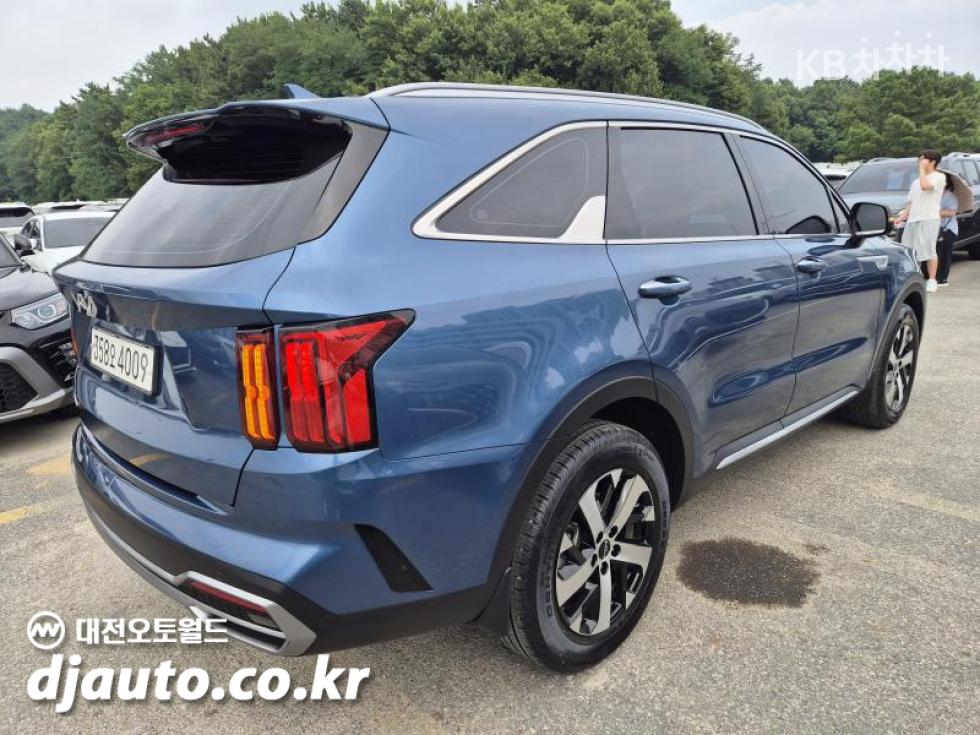 Kia Sorento — miniaturë 6