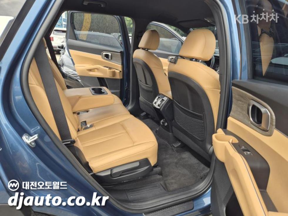 Kia Sorento — miniaturë 10