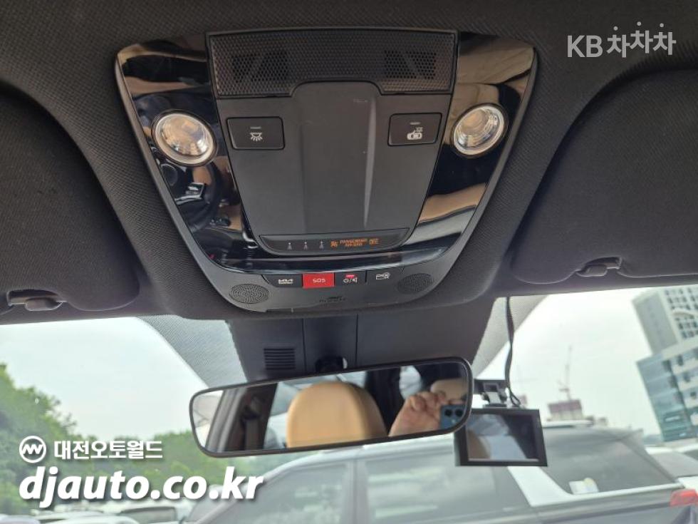 Kia Sorento — miniaturë 18