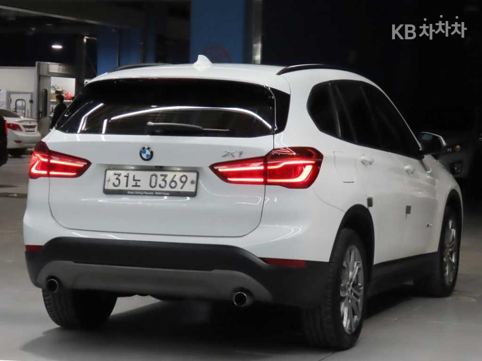 BMW X1 — miniaturë 4