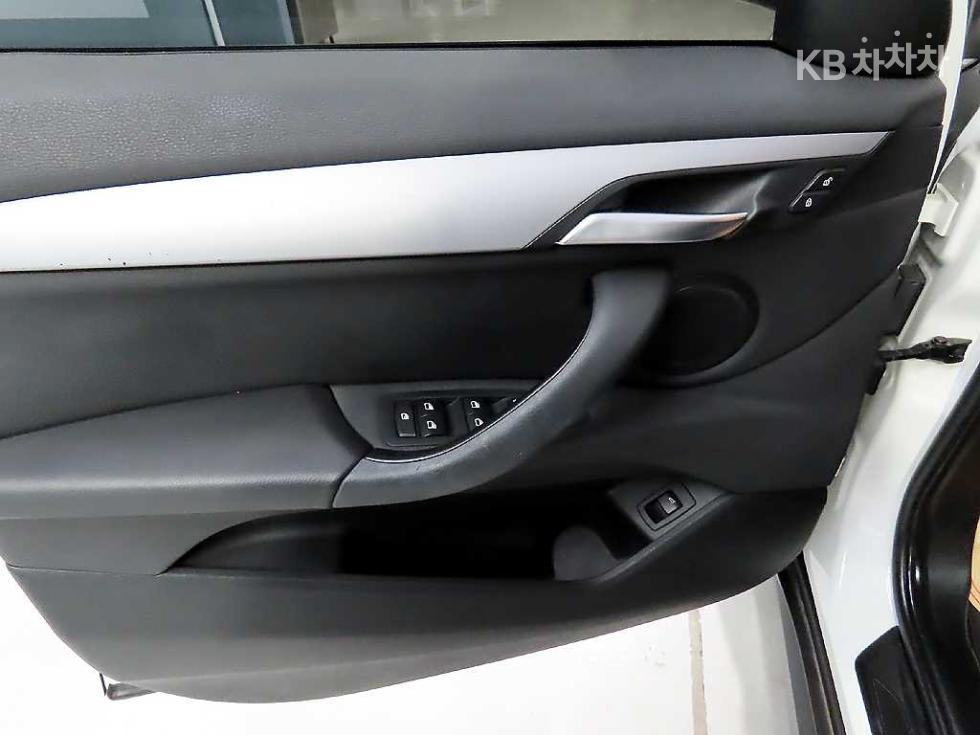 BMW X1 — miniaturë 14