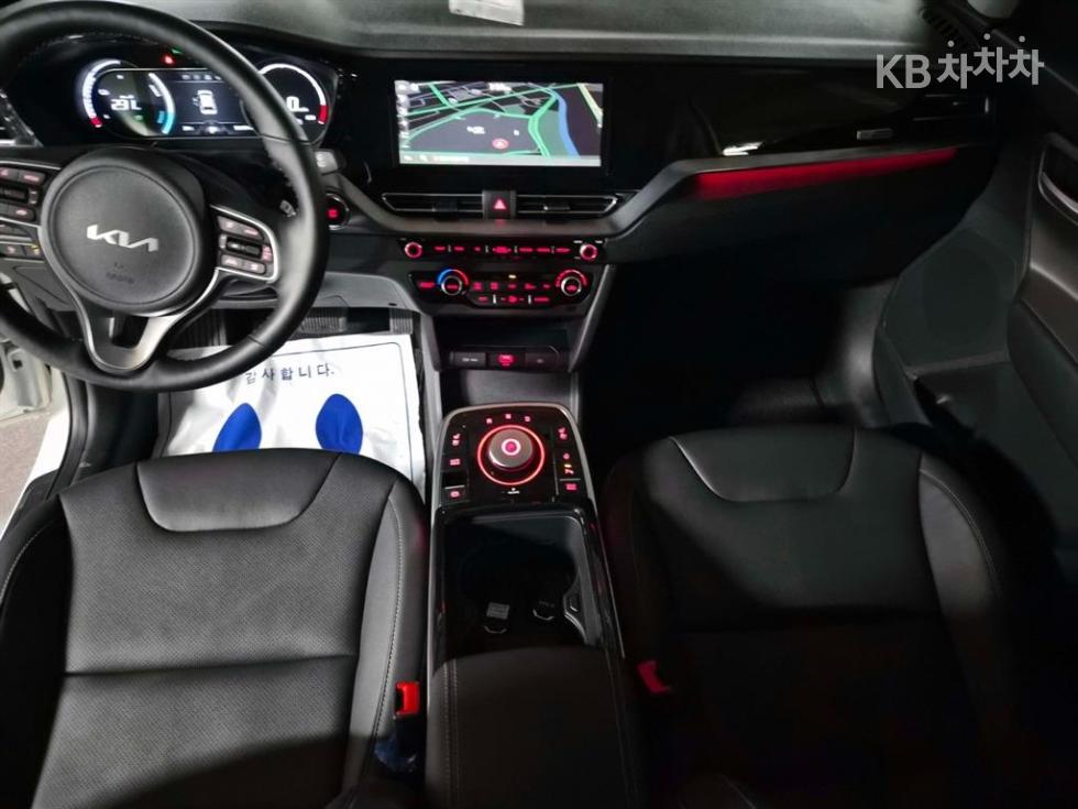 Kia Niro — miniaturë 10