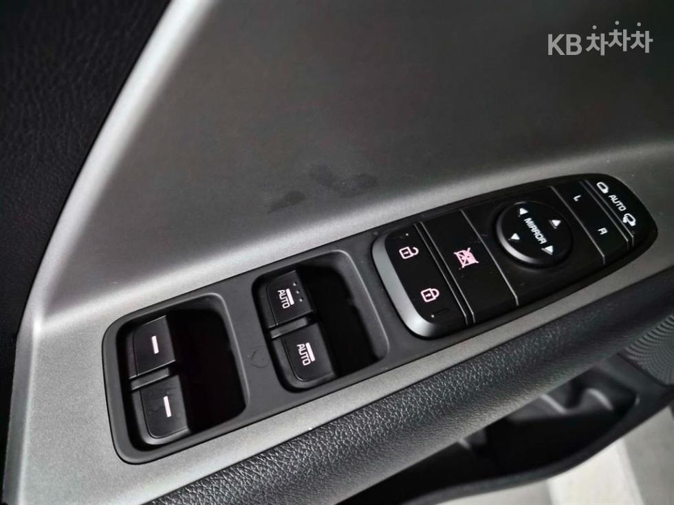 Kia Niro — miniaturë 12