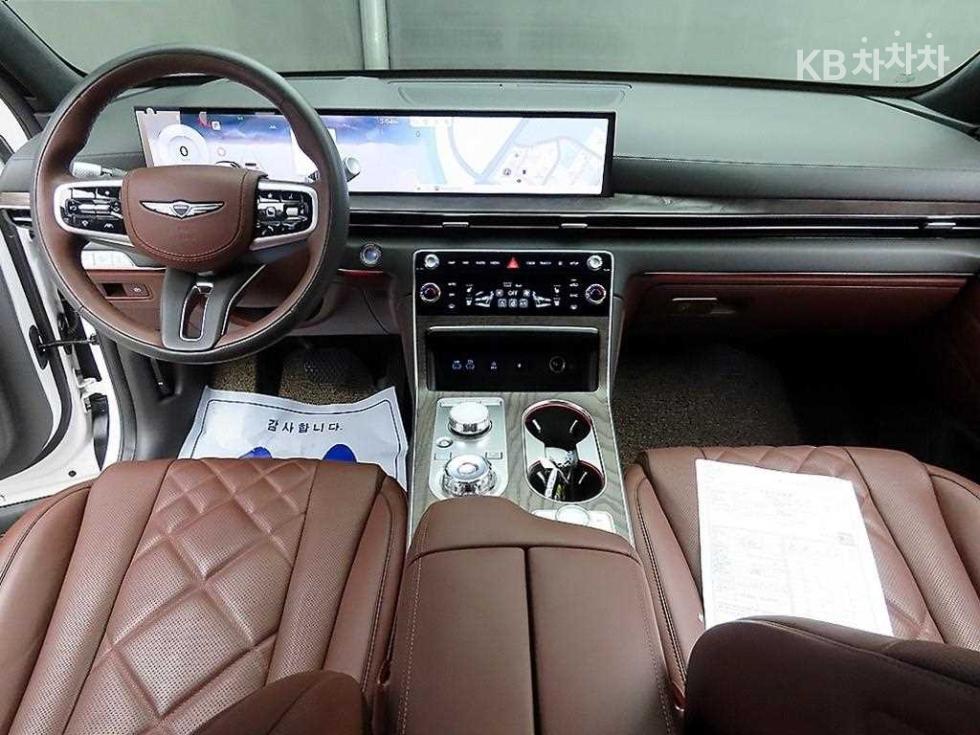 2024 Genesis GV80 photo