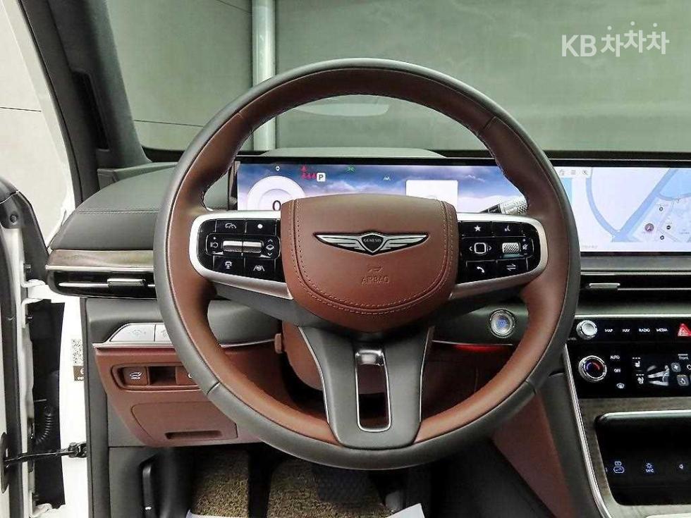 2024 Genesis GV80 photo