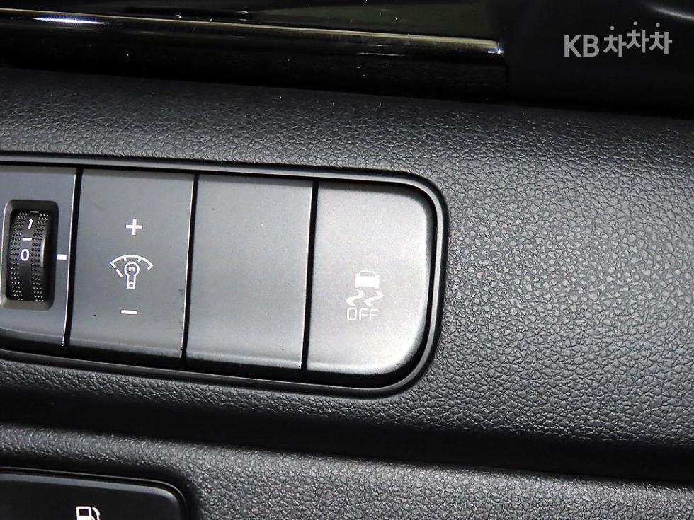 Kia Niro — miniaturë 14