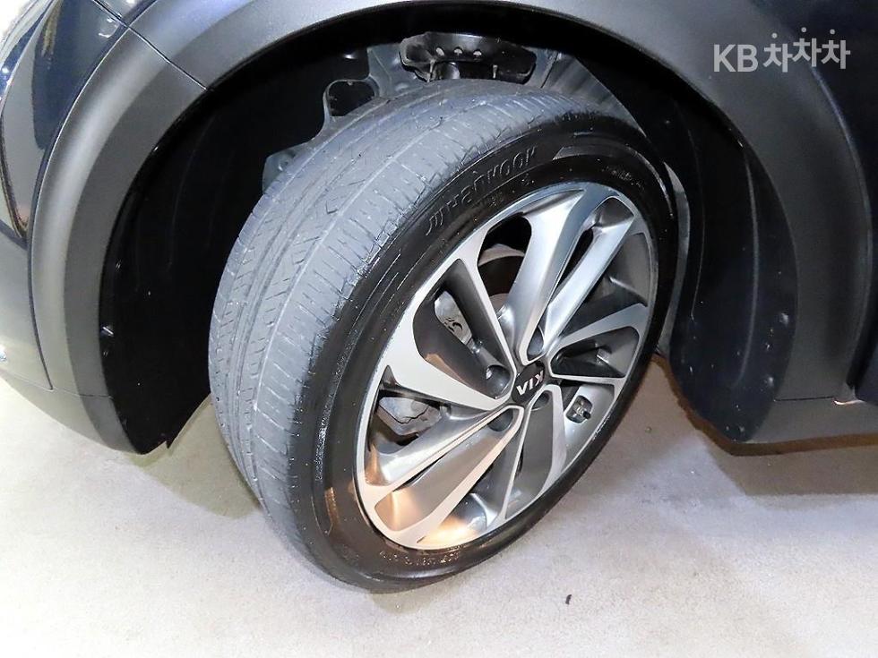 Kia Niro — miniaturë 20