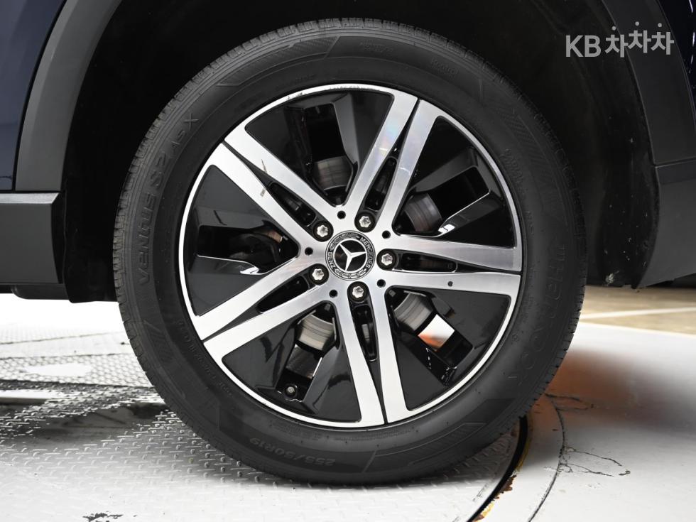 Mercedes-Benz GLE — miniaturë 5