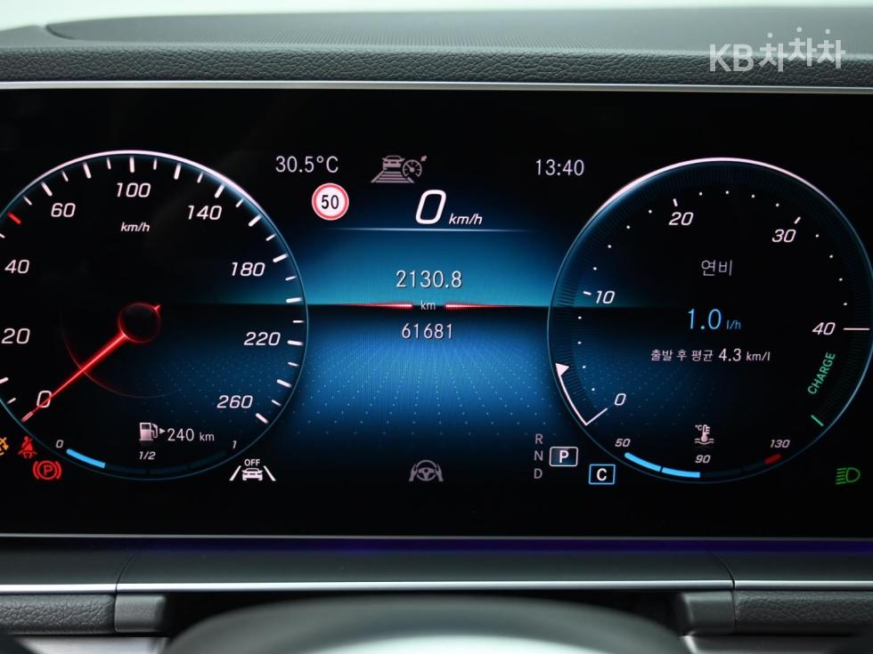 Mercedes-Benz GLE — miniaturë 8