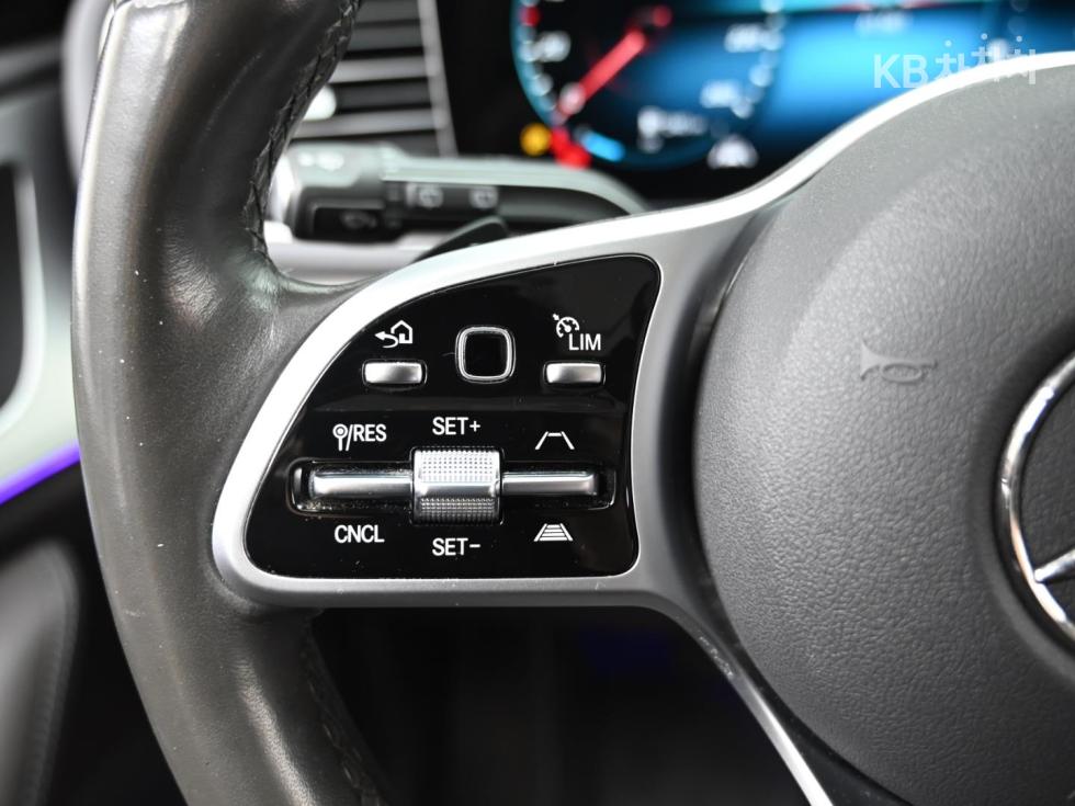 Mercedes-Benz GLE — miniaturë 18