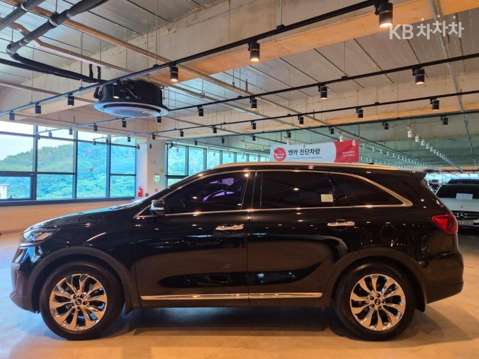Kia Sorento — miniaturë 3