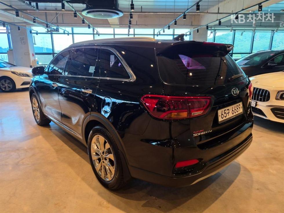 Kia Sorento — miniaturë 4