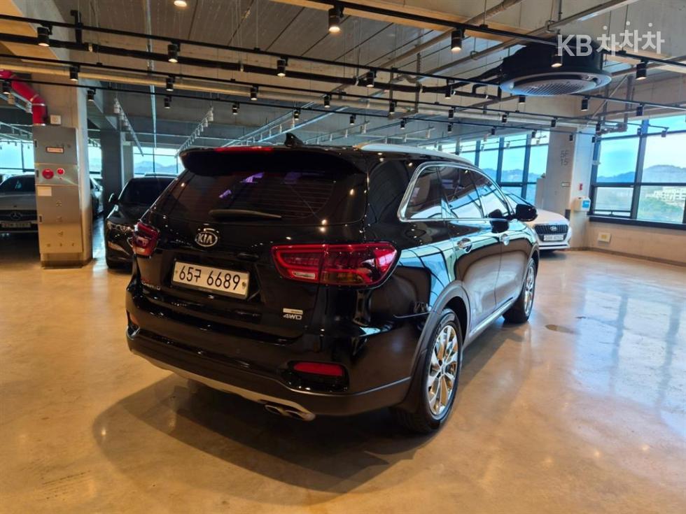 Kia Sorento — miniaturë 6
