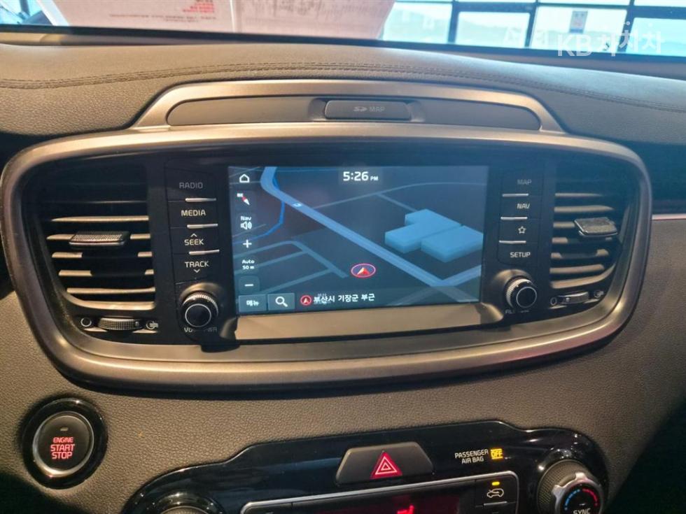 Kia Sorento — miniaturë 13