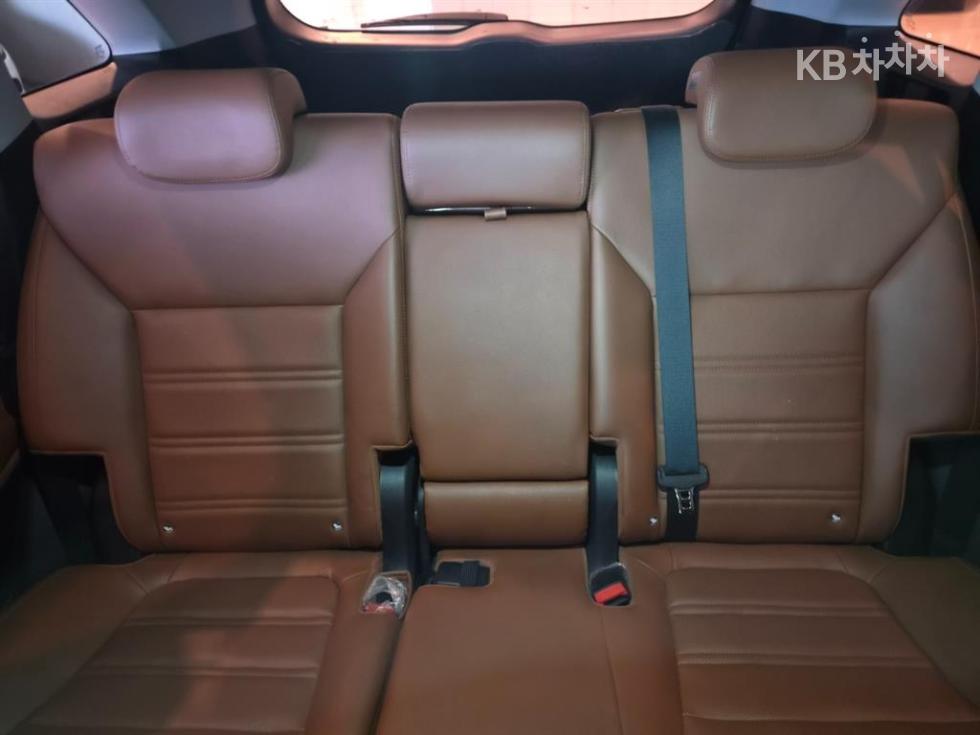 Kia Sorento — miniaturë 18