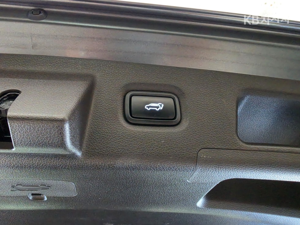 Hyundai Santa Fe — miniaturë 16
