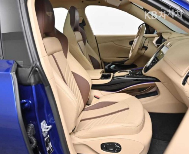 Aston Martin DBX — miniaturë 10