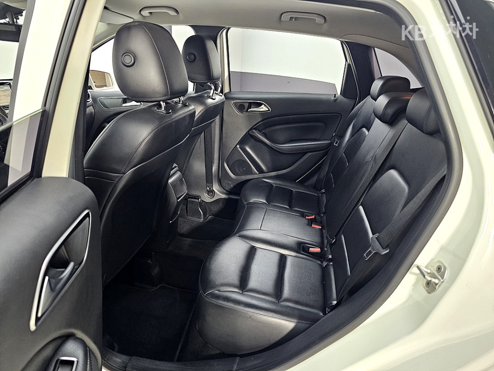 Mercedes-Benz B-klasse — miniaturë 9