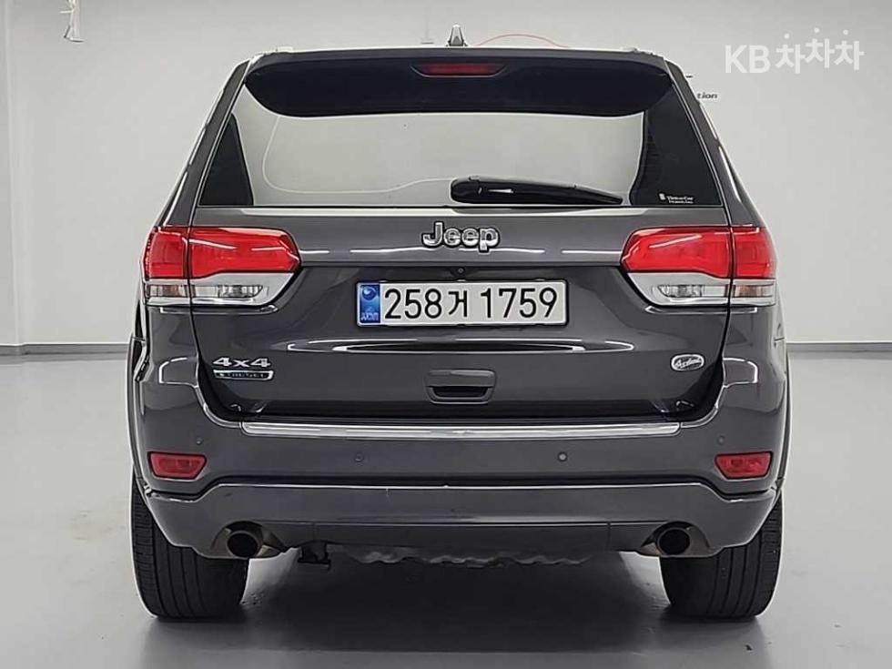 Jeep Cherokee — miniaturë 3