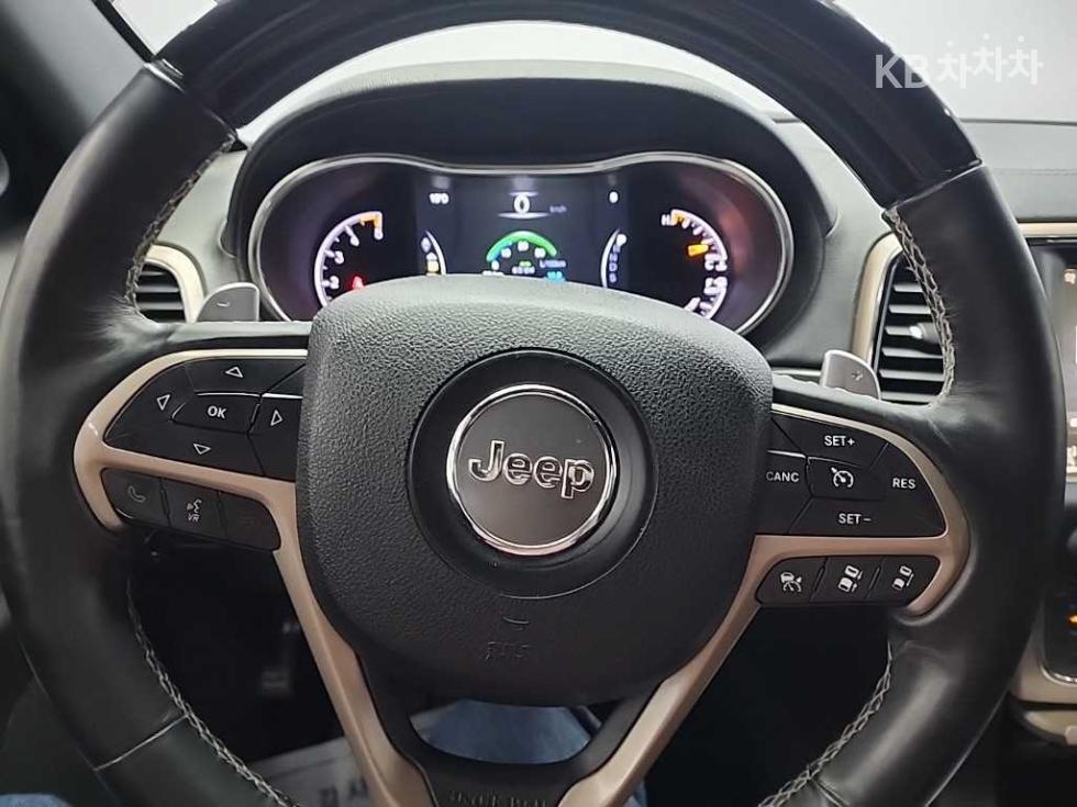 Jeep Cherokee — miniaturë 9