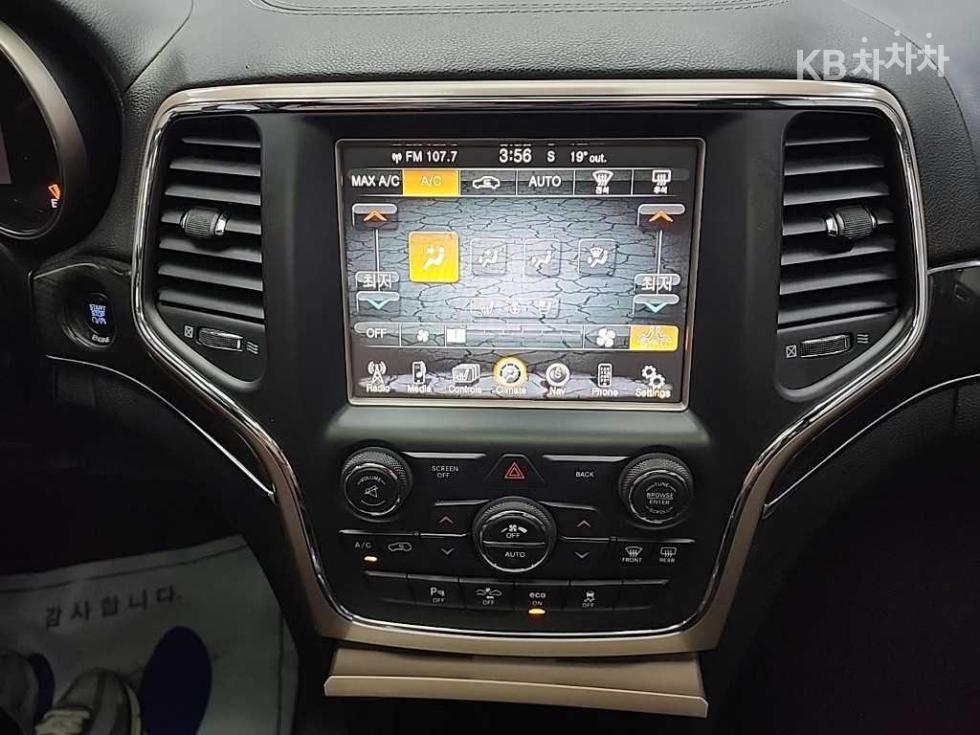 Jeep Cherokee — miniaturë 10