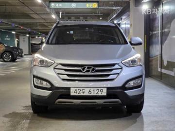 Hyundai Santa Fe R2.0 2WD PREMIUM — foto 1