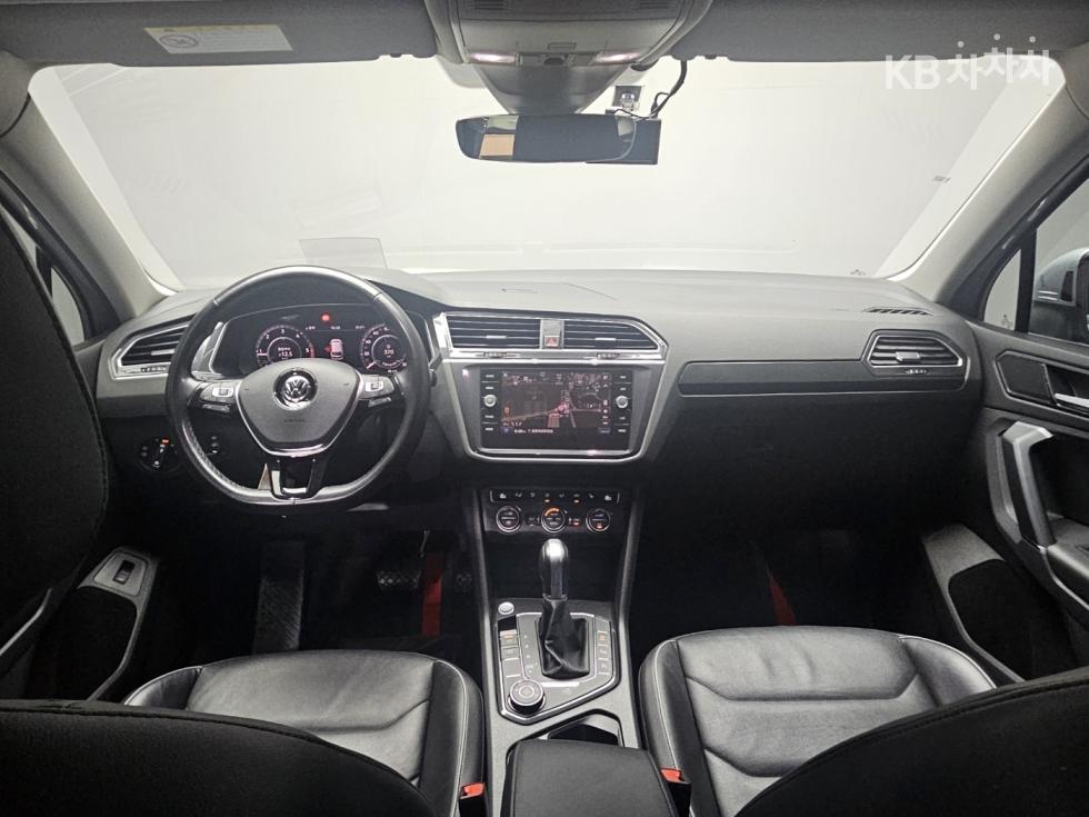Volkswagen Tiguan — miniaturë 9