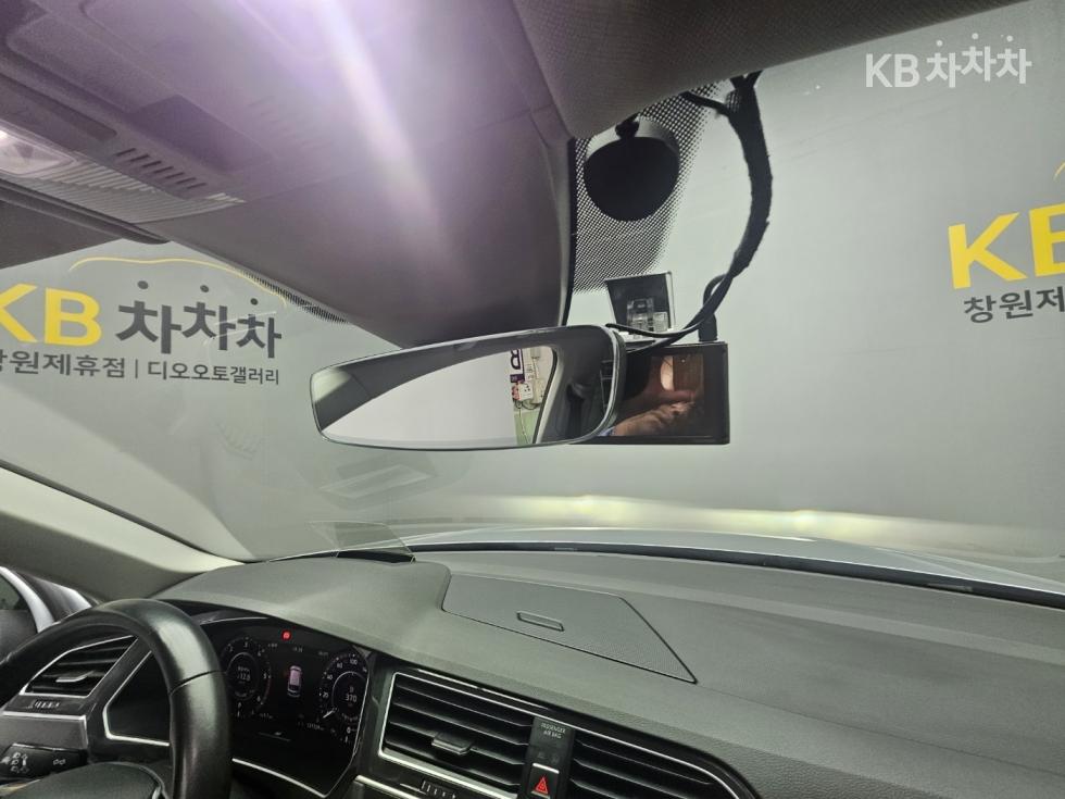 Volkswagen Tiguan — miniaturë 13