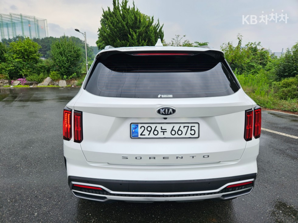 Kia Sorento — miniaturë 4