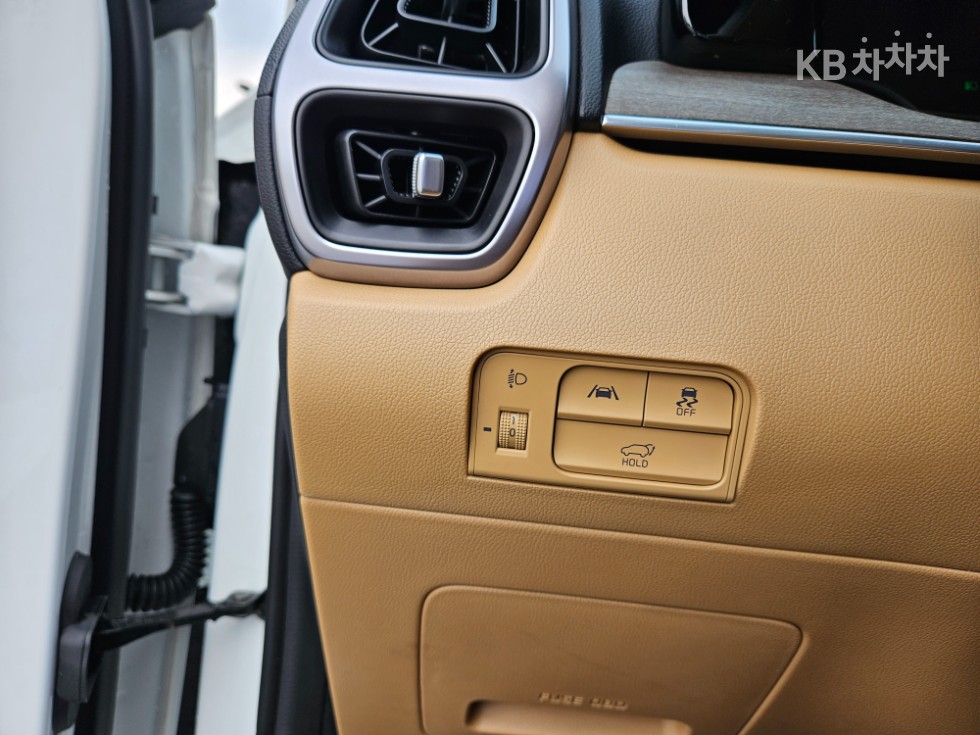 Kia Sorento — miniaturë 10