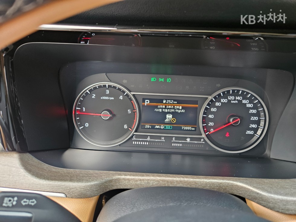 Kia Sorento — miniaturë 14
