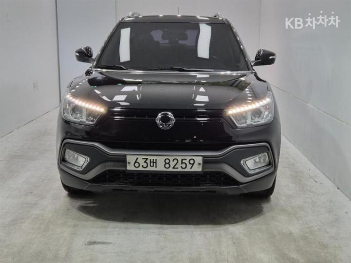 SsangYong Tivoli 2wd rx — foto 1