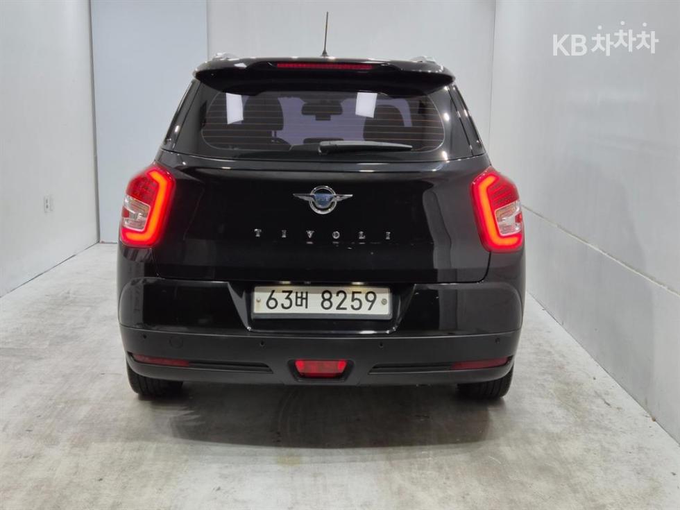 SsangYong Tivoli — miniaturë 3