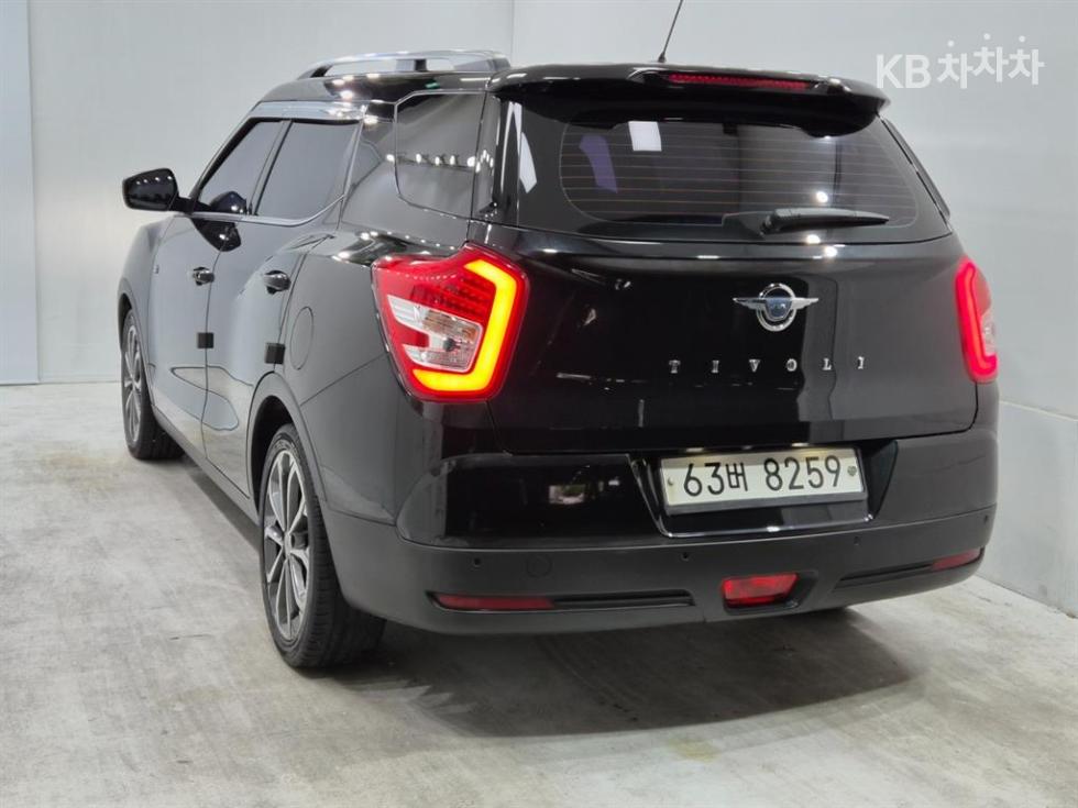 SsangYong Tivoli — miniaturë 4
