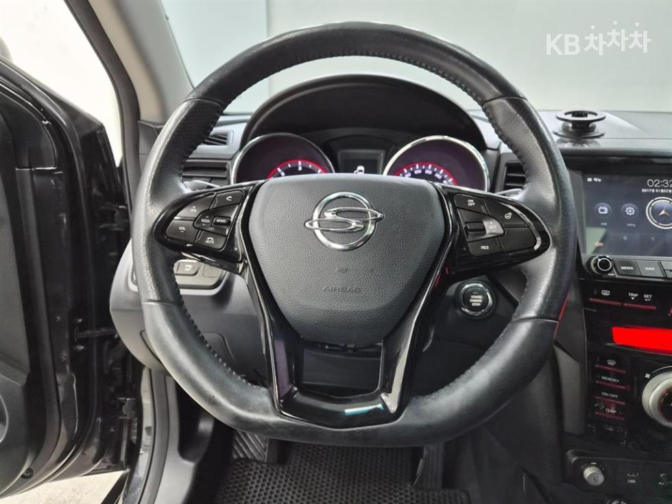 SsangYong Tivoli — miniaturë 10