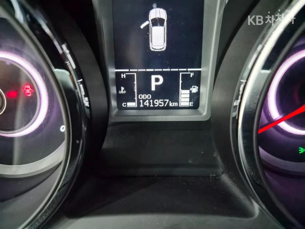 SsangYong Tivoli — miniaturë 13